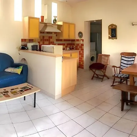 Maison Confortable à Berriac, 80 M² Avec Jardin Privé